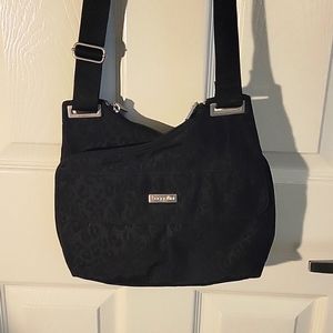 Baggallini/black purse